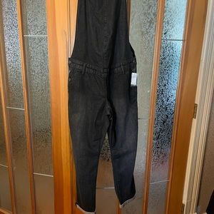 ***NWT Maternity GAP overalls!!!